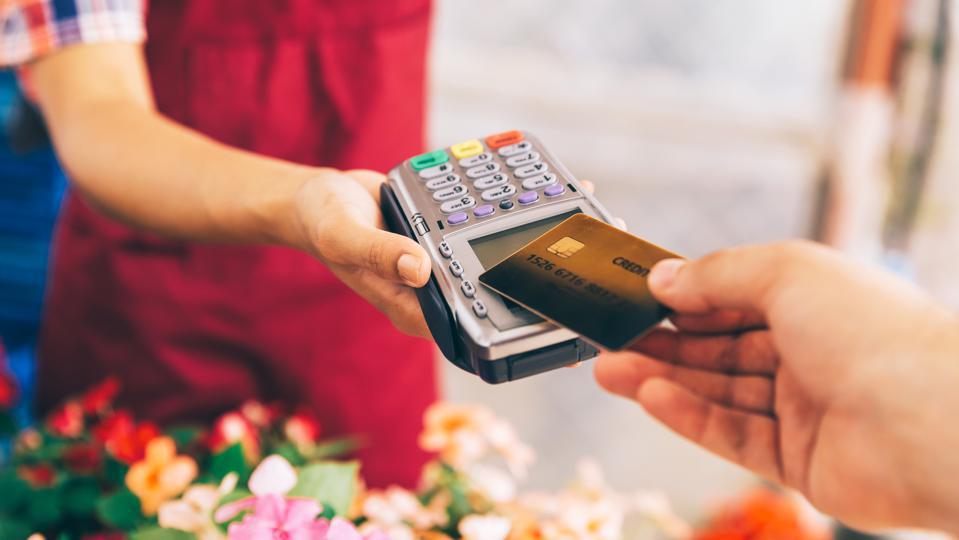 How Much is a Credit Card Reader? Spoiler Alert: It’s Not Just About the Price&nbsp;Tag!